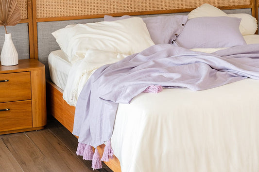 How To Style a Throw Blanket: 7 Easy Tricks You'll Love