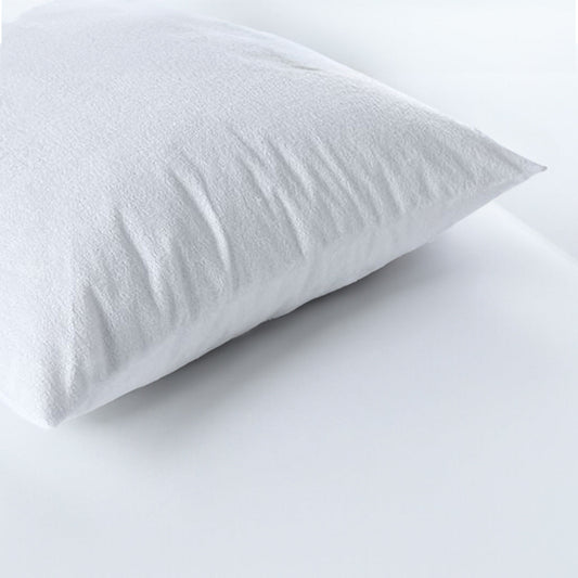 The Ultimate Pillow Protector Guide: Boost Sleep Quality & Keep Your Bed Fresh