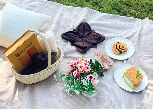 How to Create Picnic Set Using Napkins and Towels