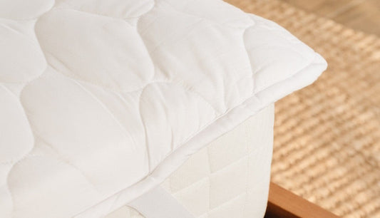 Dacron vs Terry Waterproof Bed Protector: What’s The Best Option For You?