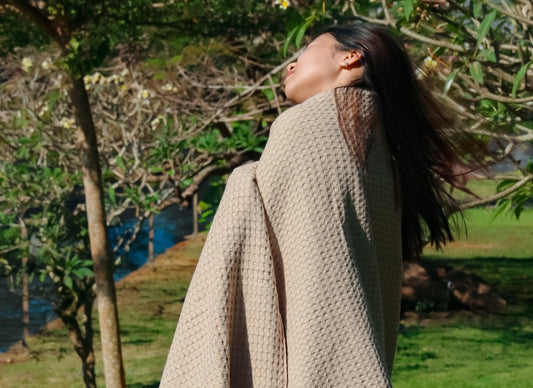 From Cool Linen to Soft Cotton: Which Blanket Is Best For You