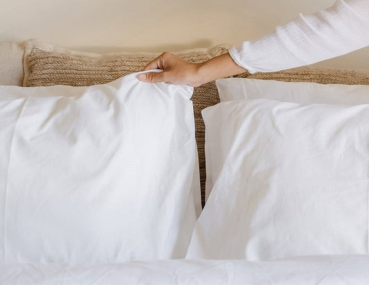 Tired of Frizzy Mornings? These Pillowcases Help Keep Your Hair Smooth and Healthy