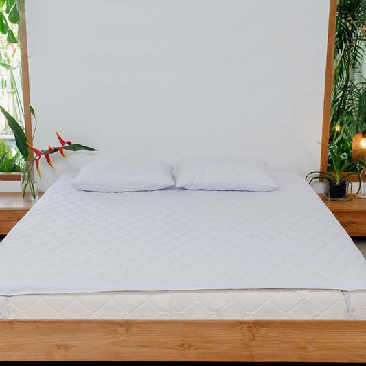 Bed Protector Dacron White